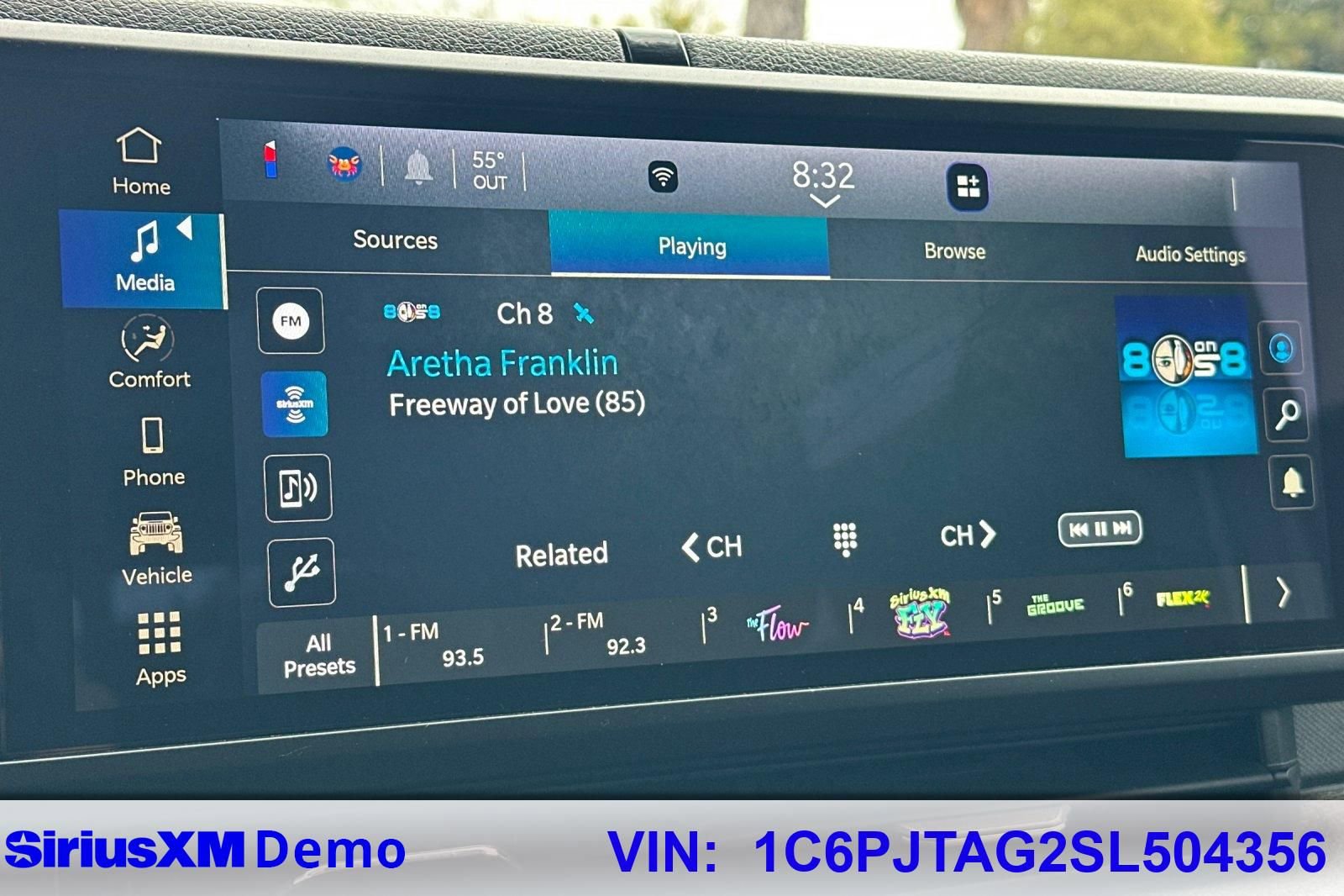 Used 2025 Jeep Gladiator Sport AWD/4WD image 25