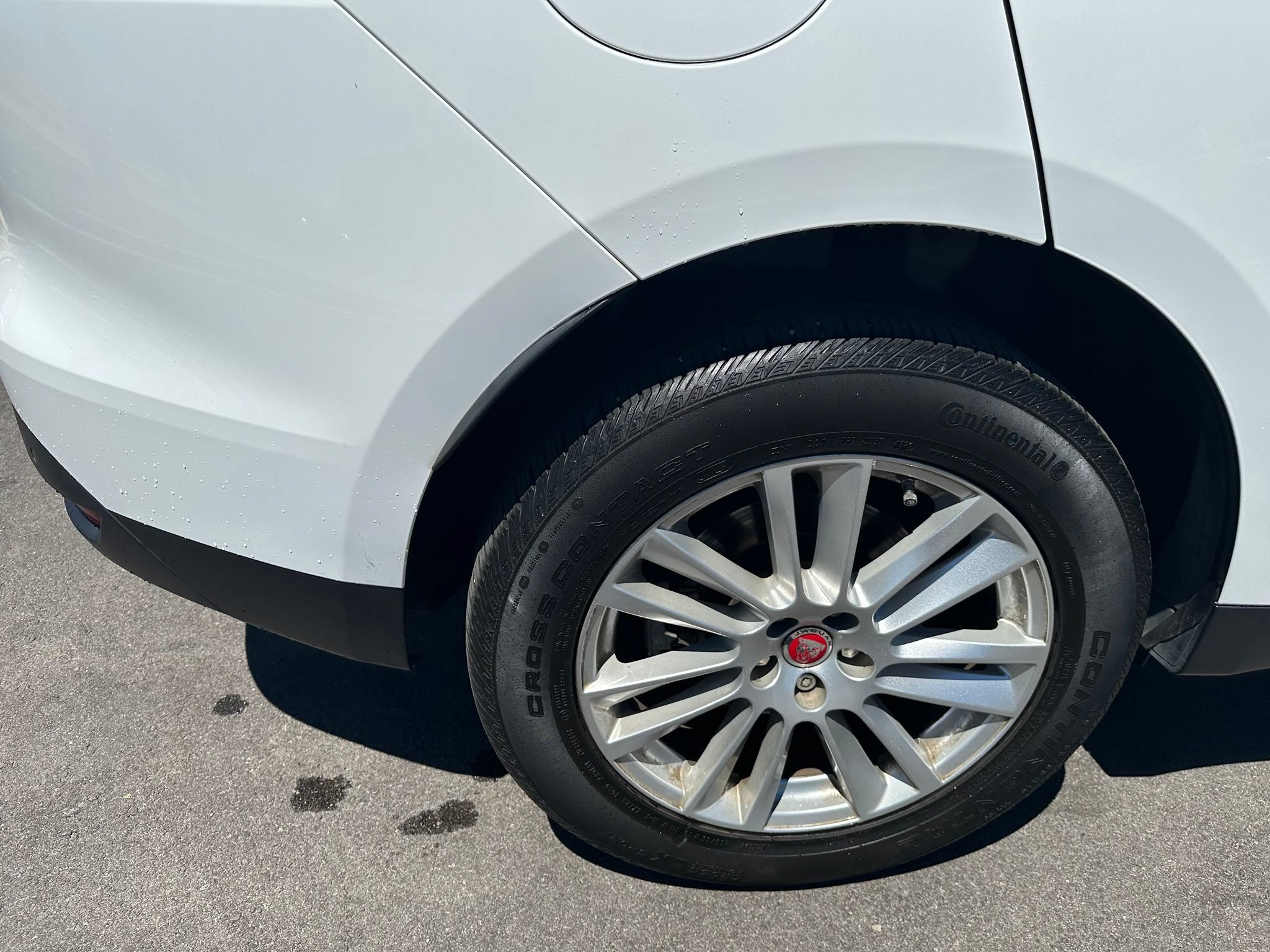 Used 2019 Jaguar F-PACE Prestige AWD/4WD image 9