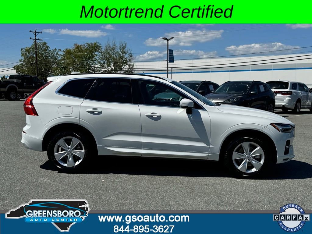 Used 2022 Volvo XC60 B5 Momentum image 5