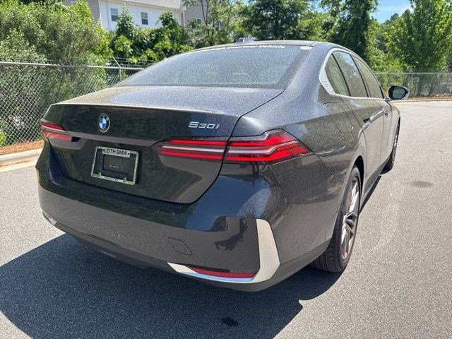 Certified 2025 BMW 530i RWD image 12