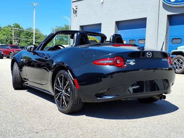 Used 2024 MAZDA MX-5 Miata Grand Touring w/ Weather Package RWD image 3
