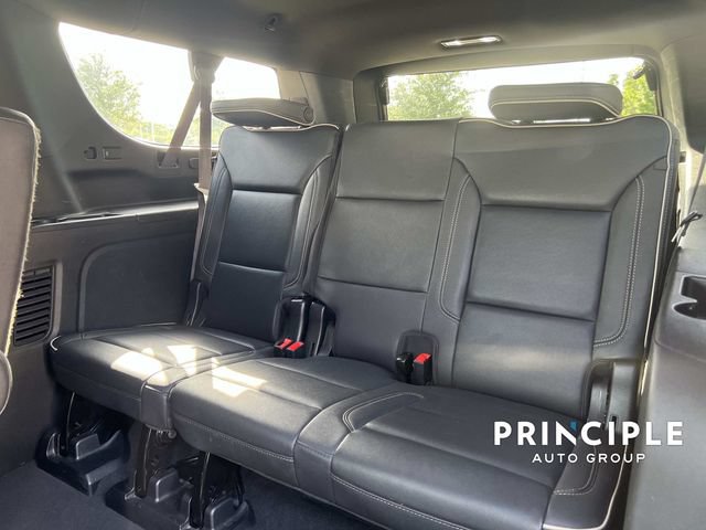 Used 2023 Chevrolet Suburban Premier AWD/4WD image 29