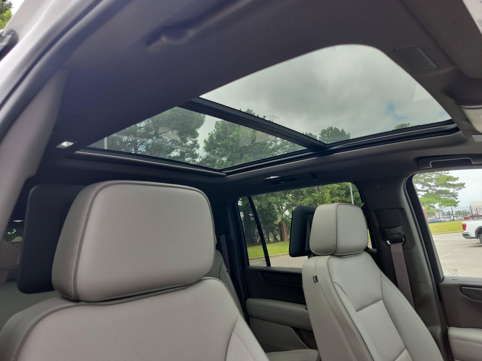 New 2026 GMC Yukon XL Elevation w/ Elevation Premium Package RWD image 13