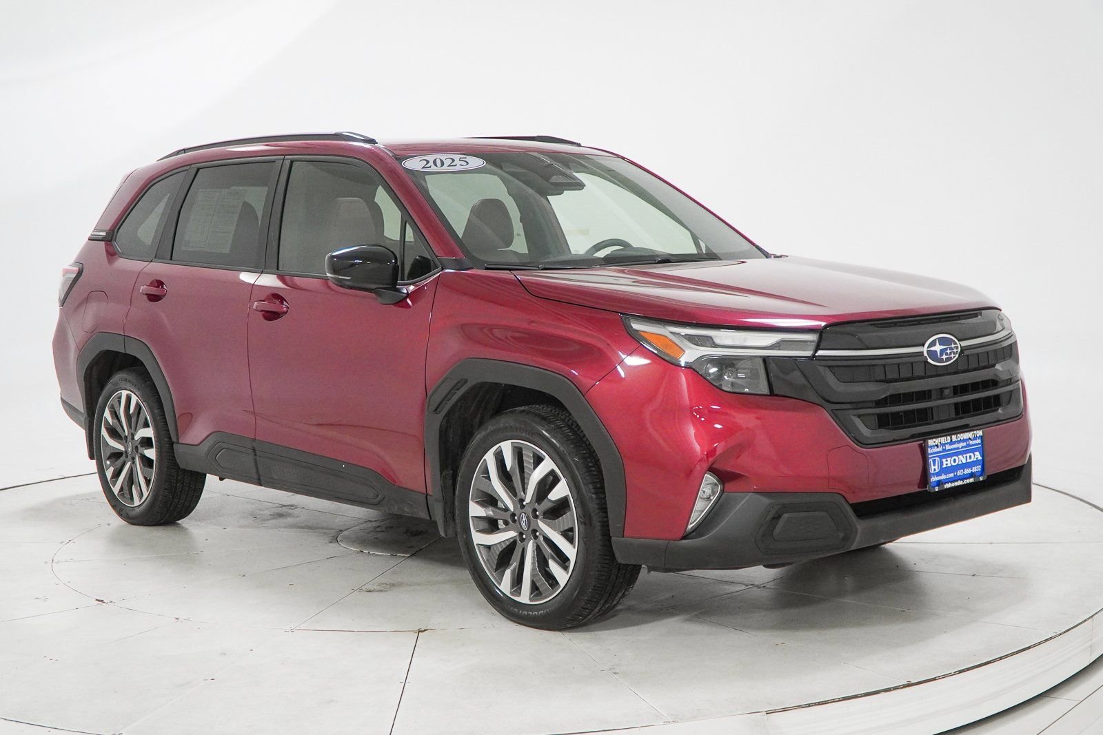 Used 2025 Subaru Forester Touring image 17