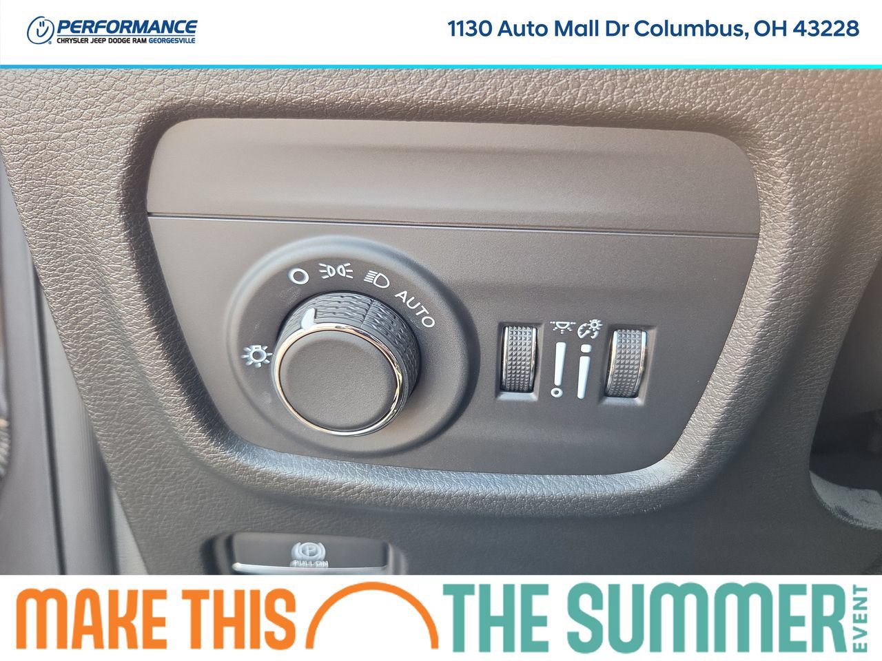 New 2025 Jeep Grand Cherokee L Altitude AWD/4WD image 32