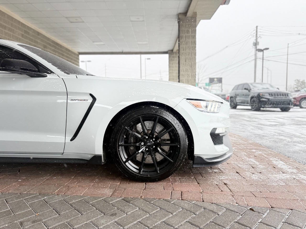Used 2017 Ford Mustang Shelby GT350 w/ Electronics Package image 14