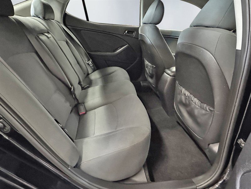Used 2015 Kia Optima LX FWD image 18