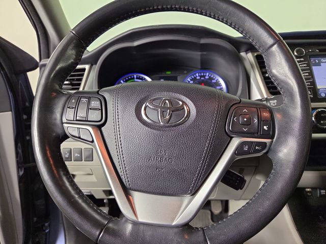 Used 2018 Toyota Highlander Limited Platinum AWD/4WD image 22