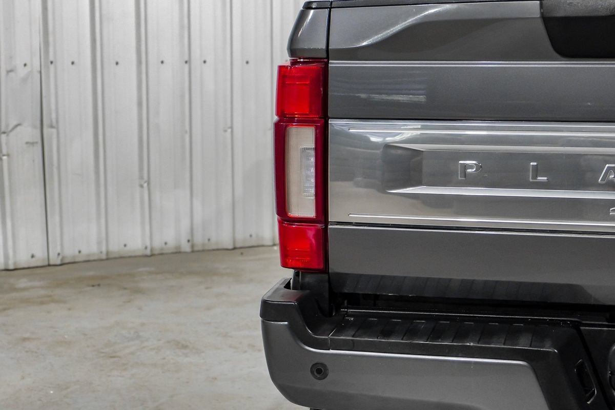 Used 2022 Ford F250 Platinum w/ FX4 Off-Road Package AWD/4WD image 51