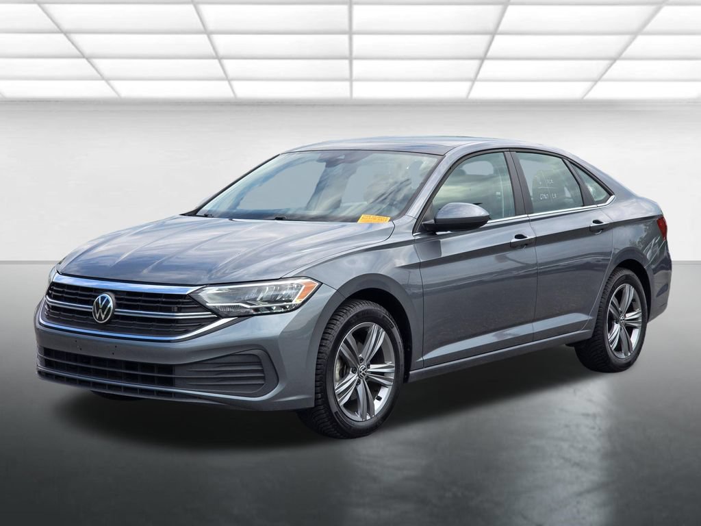 Used 2024 Volkswagen Jetta SE FWD image 2