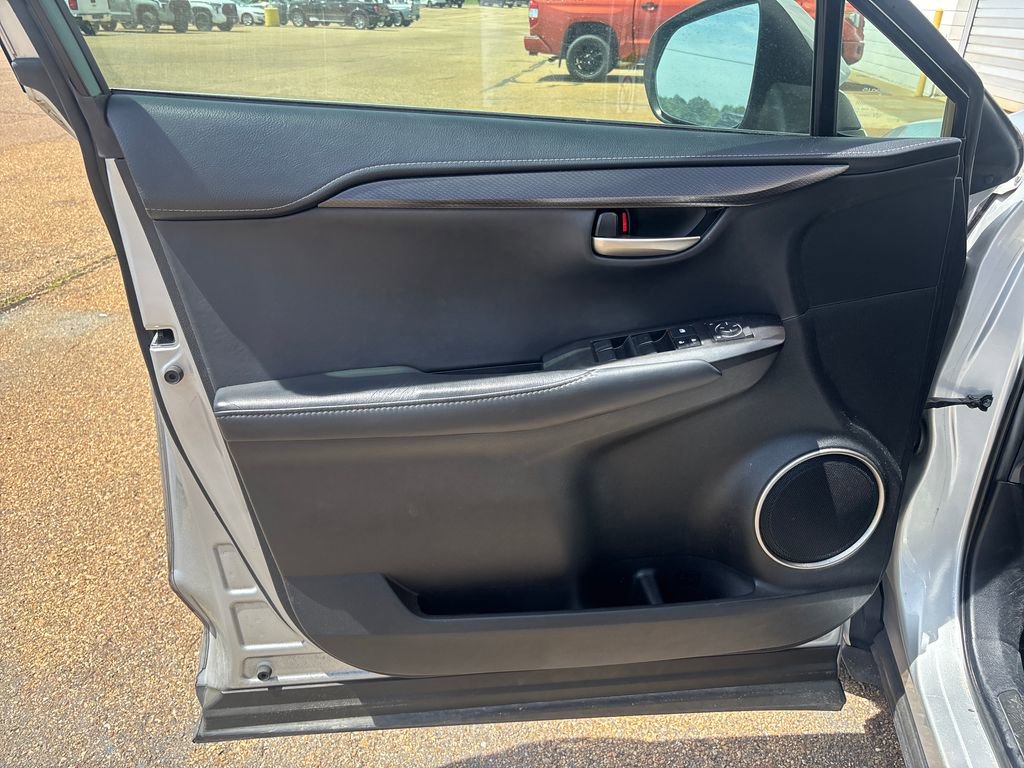 Used 2015 Lexus NX 200t FWD image 6