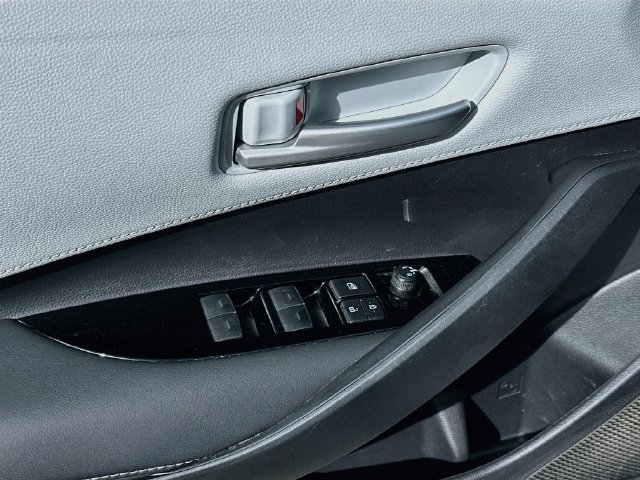 Used 2024 Toyota Corolla SE FWD image 17