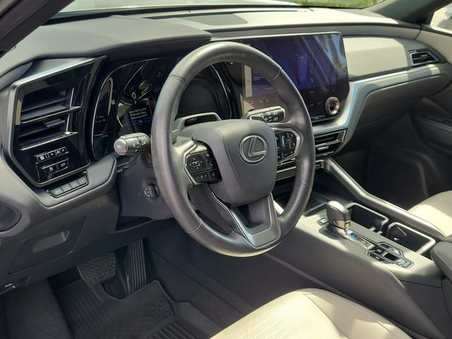 Used 2024 Lexus TX 350 FWD w/ Captains Chair Package image 8