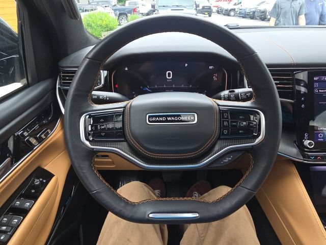 Certified 2025 Jeep Grand Wagoneer L Series III w/ Rear Seat Video Group 1 AWD/4WD image 17