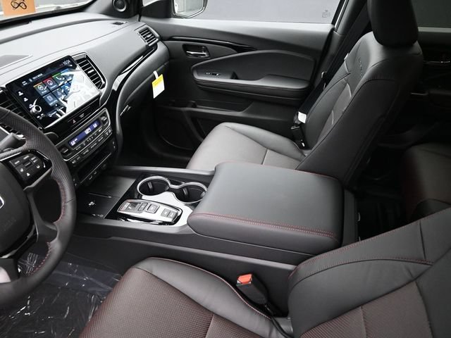 New 2026 Honda Ridgeline Black Edition image 16