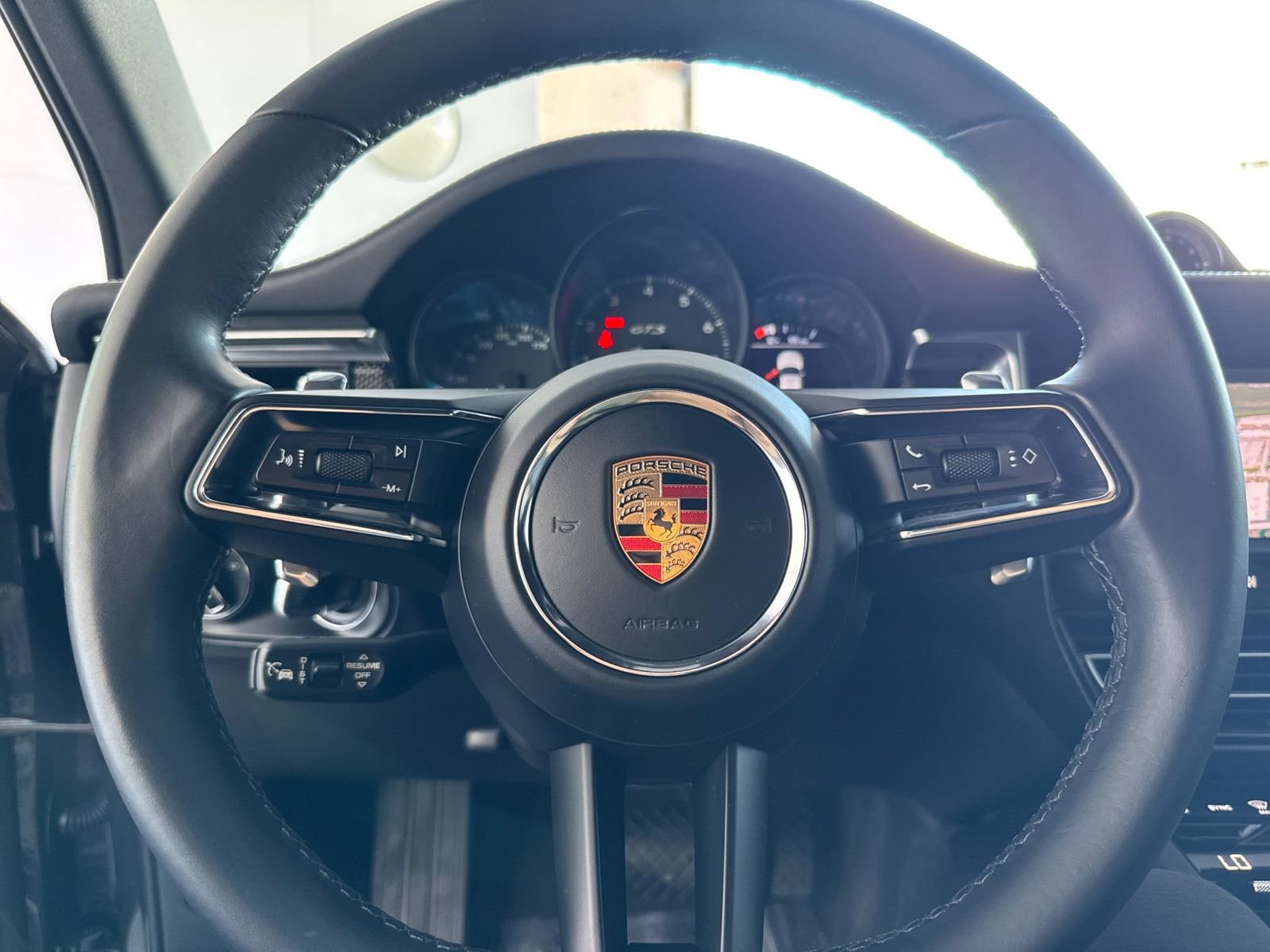 Certified 2024 Porsche Macan GTS AWD/4WD image 27