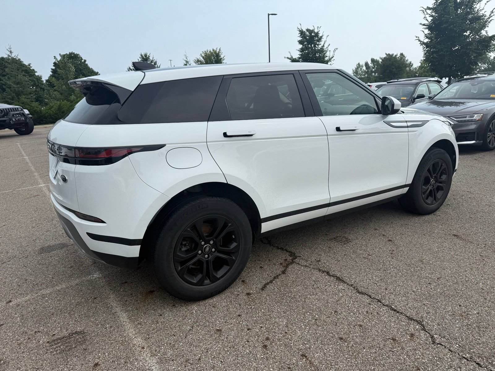 Used 2020 Land Rover Range Rover Evoque S AWD/4WD image 5