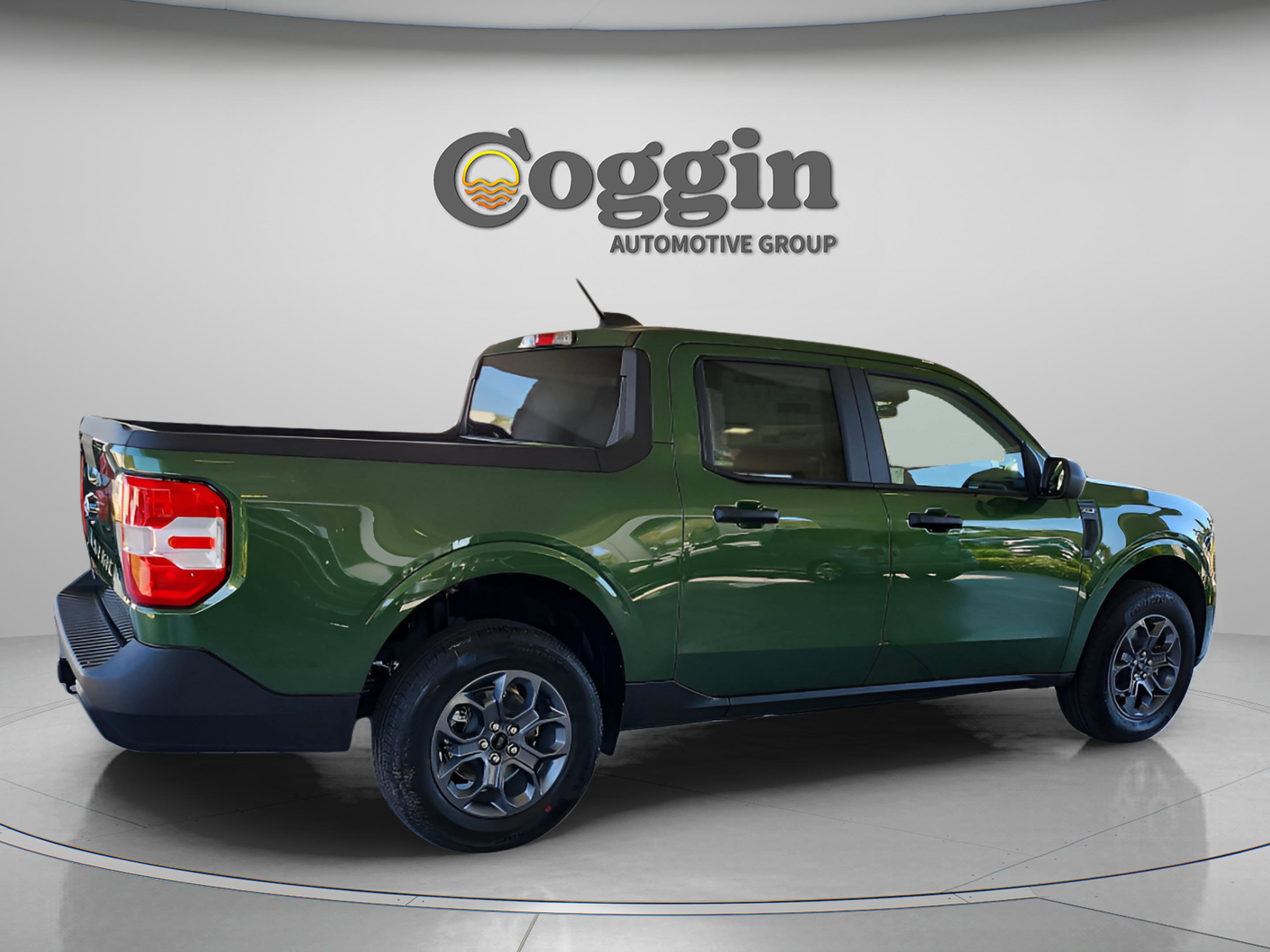 New 2025 Ford Maverick XLT image 5