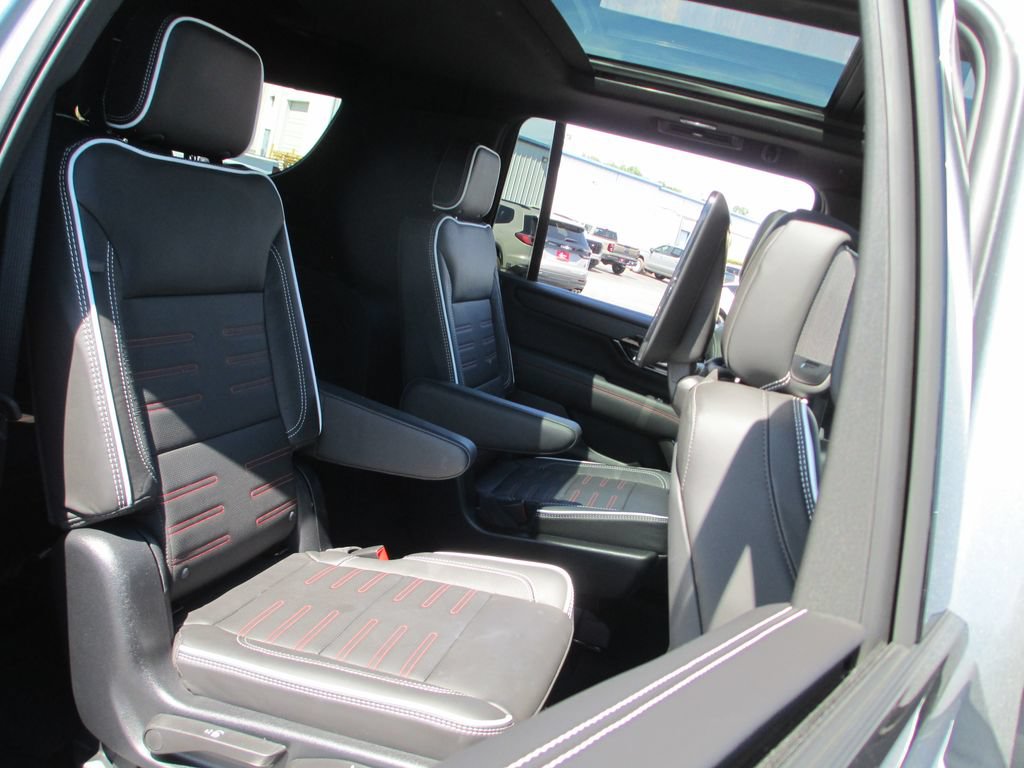 Certified 2025 GMC Yukon XL AT4 Ultimate AWD/4WD image 28