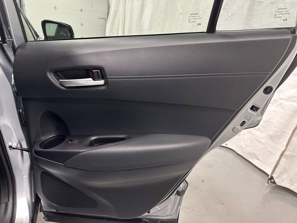 Used 2025 Toyota Corolla Cross XSE w/ Convenience Package image 50