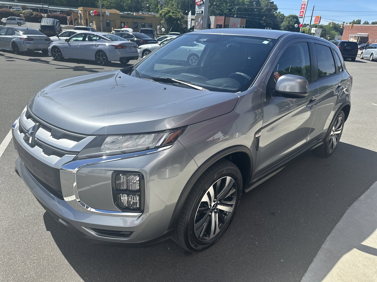 Used 2025 Mitsubishi Outlander Sport ES AWD/4WD image 4