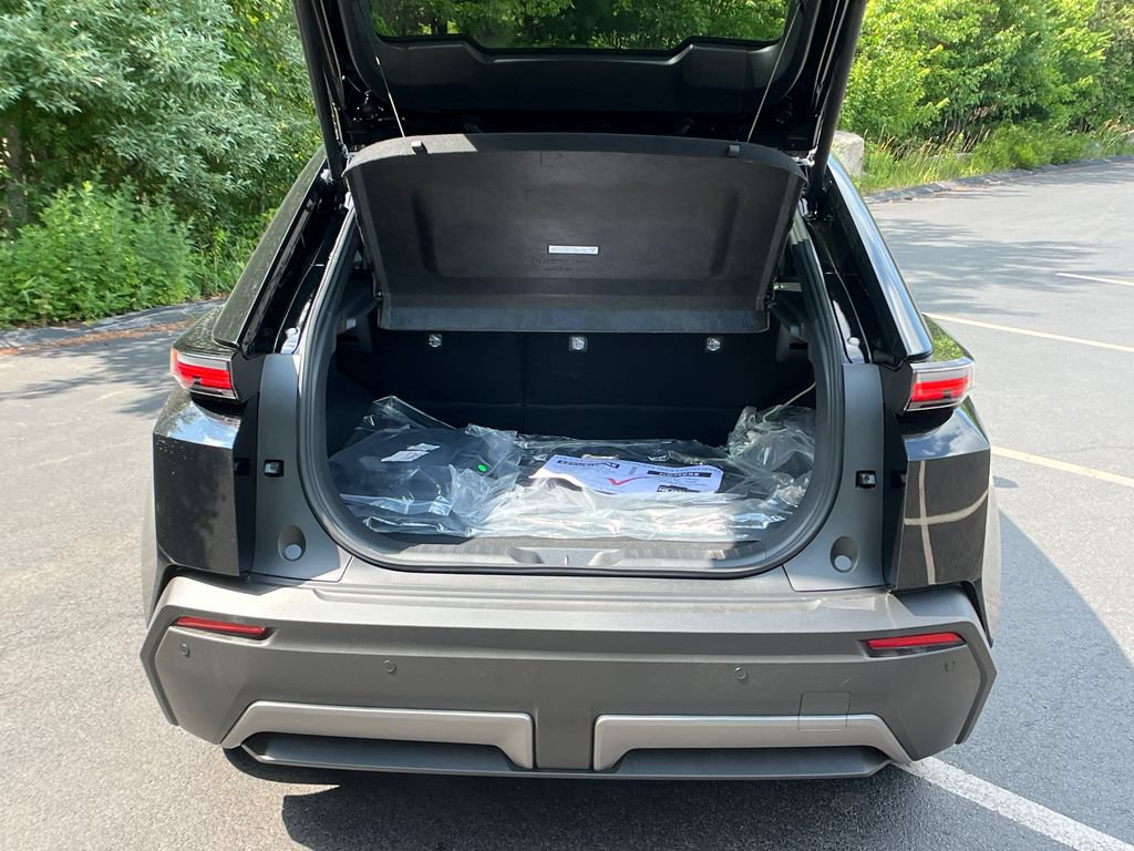 New 2026 Toyota C-HR AWD/4WD image 10