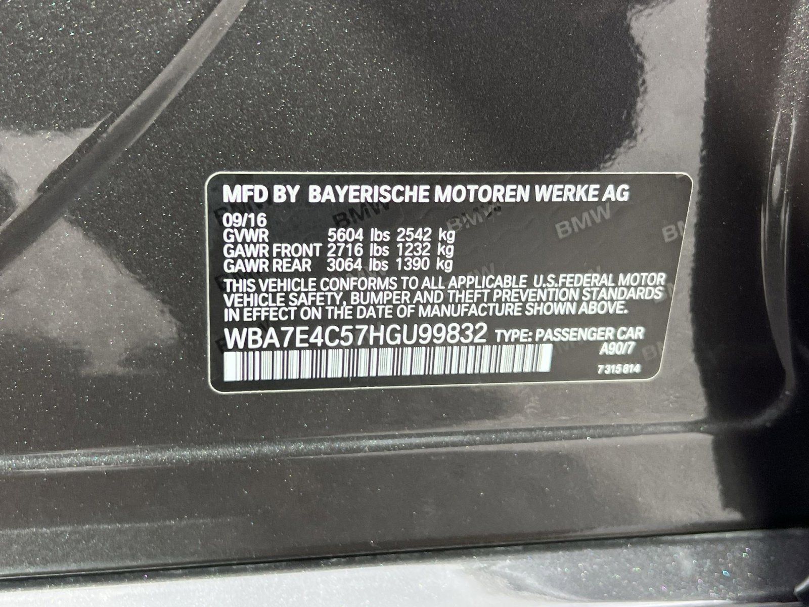 Used 2017 BMW 740i xDrive image 37