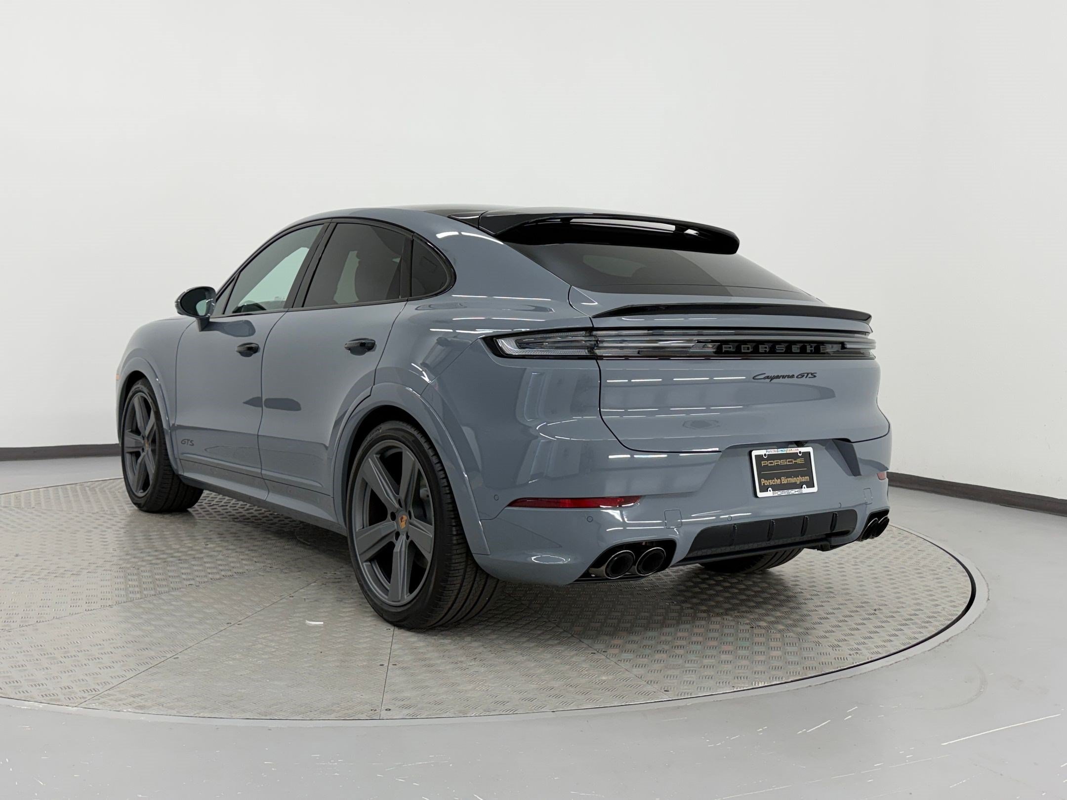 New 2026 Porsche Cayenne GTS AWD/4WD image 3