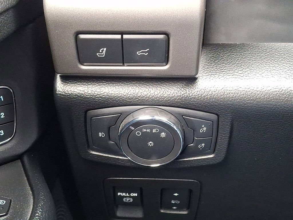 Used 2019 Ford Expedition XLT w/ Equipment Group 202A image 27