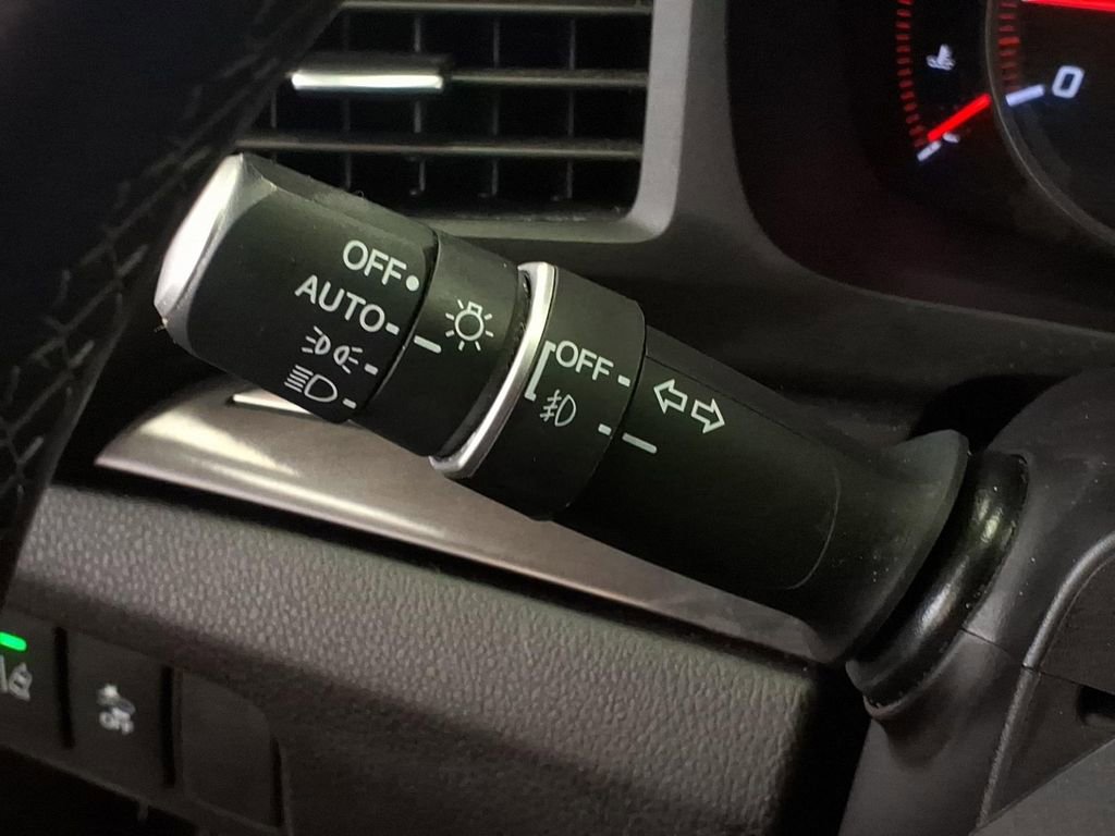 Used 2019 Acura ILX image 22