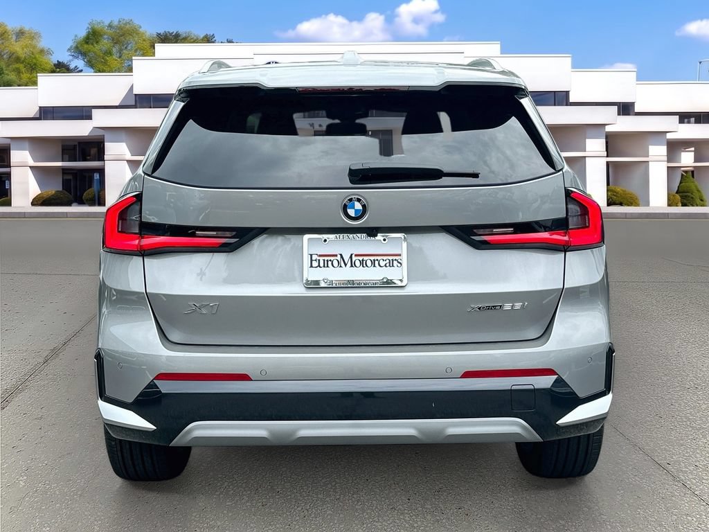 New 2026 BMW X1 xDrive28i w/ Technology Package AWD/4WD image 6