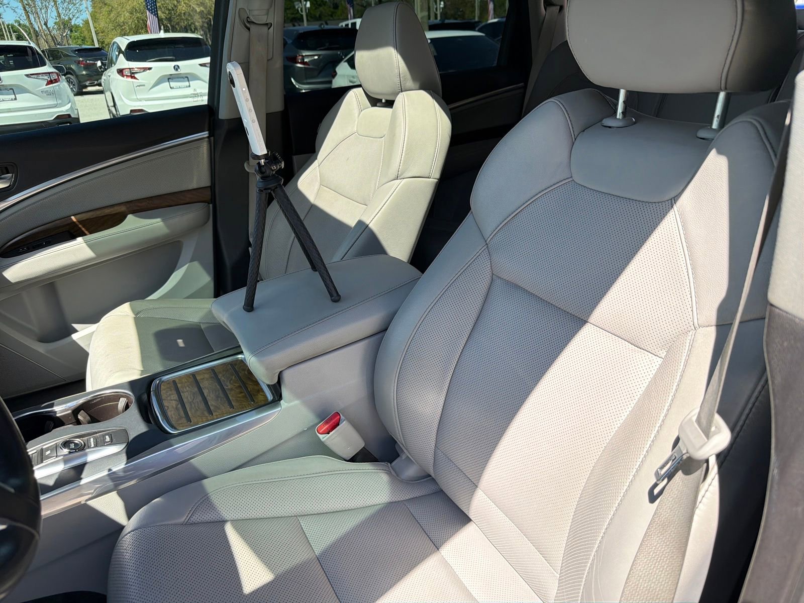 Used 2019 Acura MDX FWD w/ Technology Package image 22