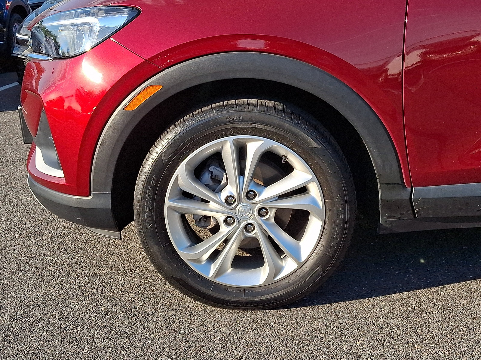 Certified 2023 Buick Encore GX Preferred w/ Cold Weather Comfort Package FWD image 8