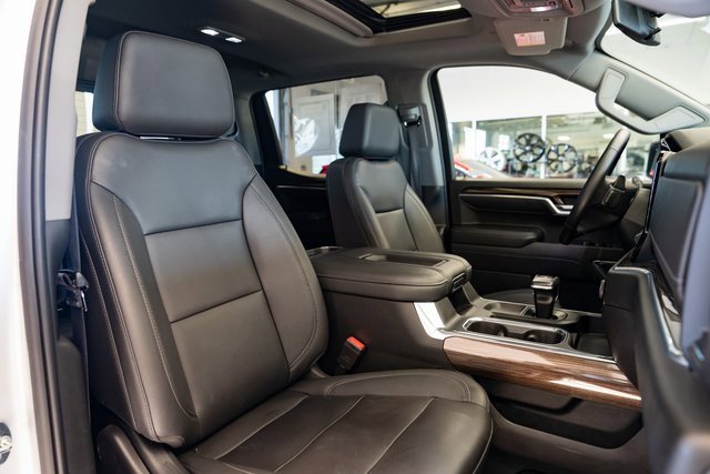 Used 2022 Chevrolet Silverado 1500 RST w/ Convenience Package II image 29