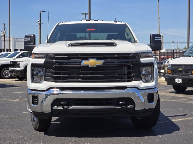 New 2026 Chevrolet Silverado 3500 W/T w/ WT Convenience Package AWD/4WD image 9