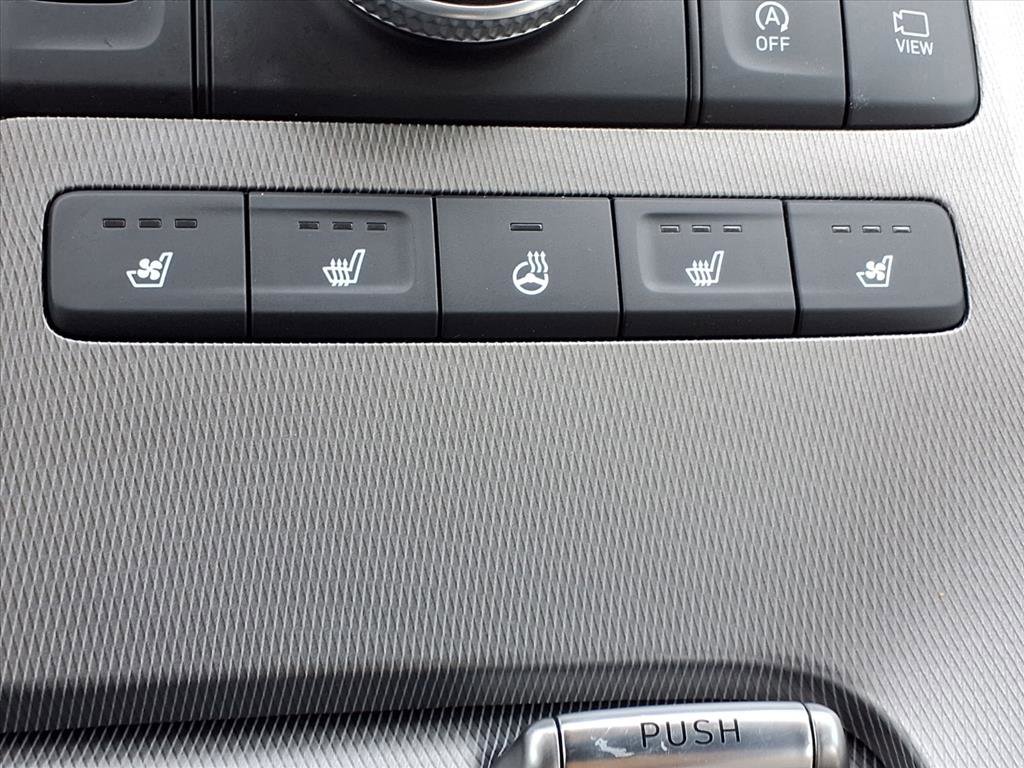 Used 2022 Hyundai Palisade Limited image 10