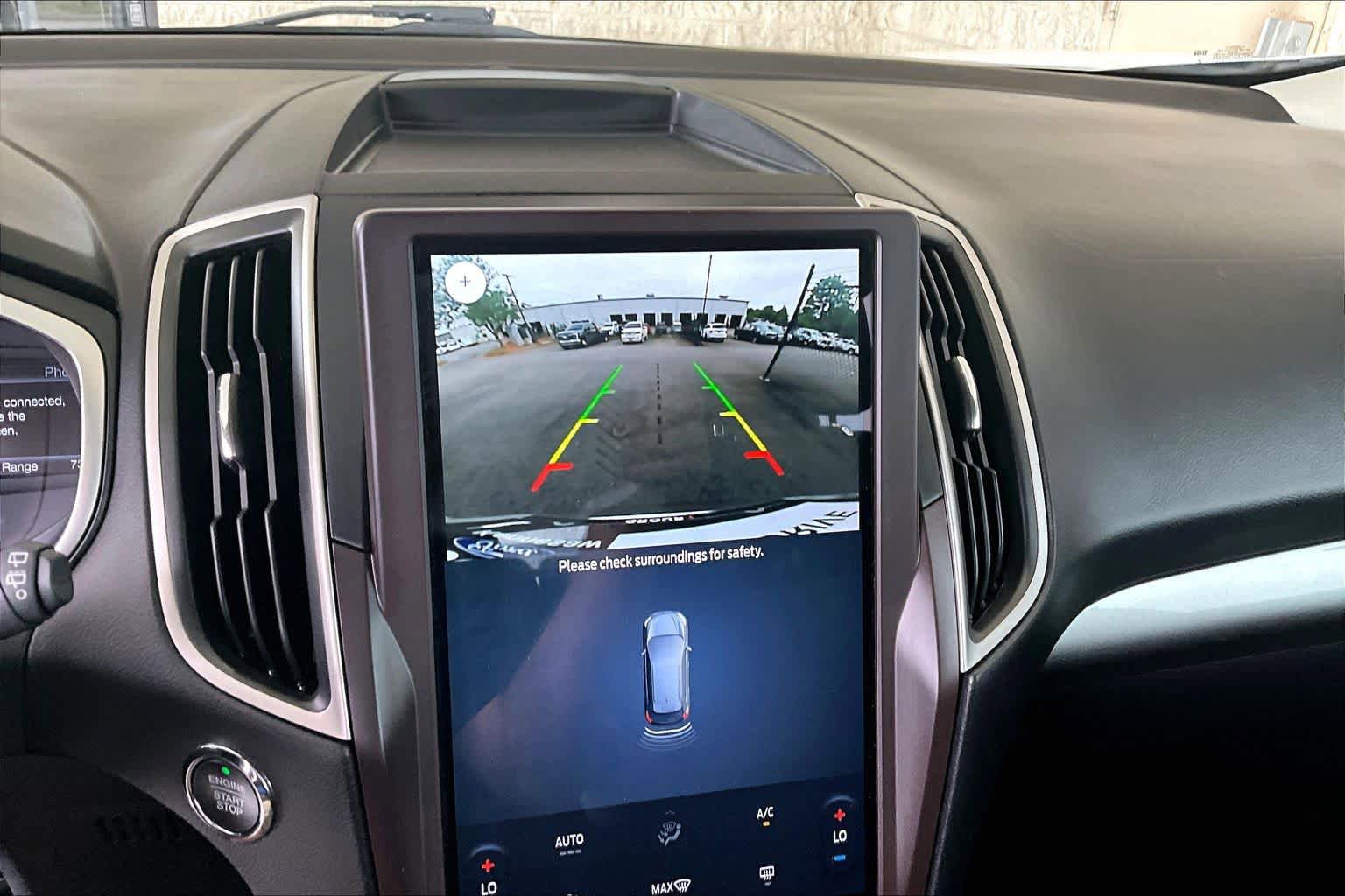 Used 2021 Ford Edge SE FWD image 27