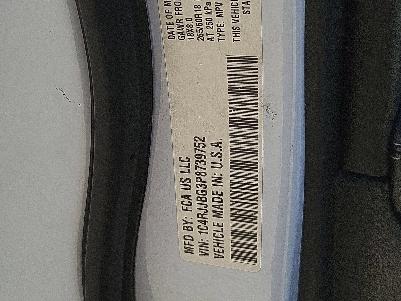 Used 2023 Jeep Grand Cherokee L Limited RWD image 33