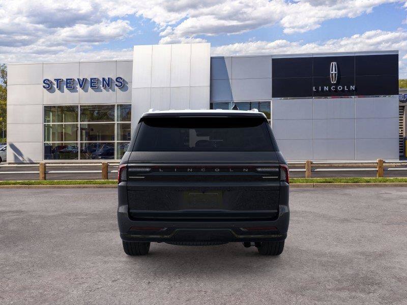 New 2026 Lincoln Navigator Reserve AWD/4WD image 32