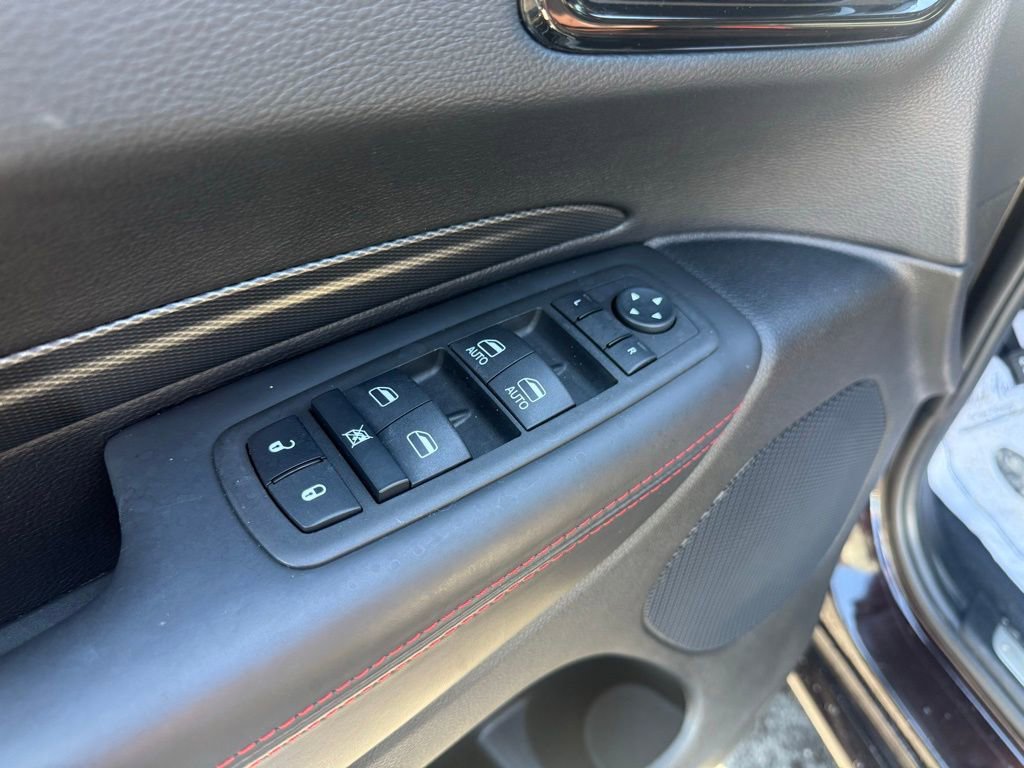 Used 2023 Dodge Durango R/T image 12