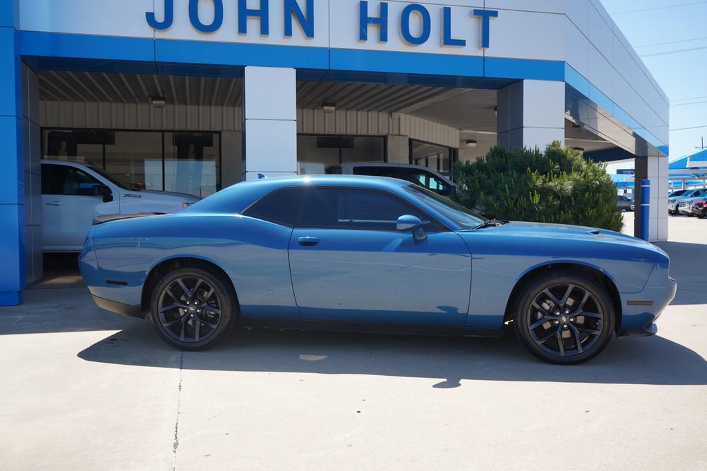 Used 2023 Dodge Challenger SXT w/ Blacktop Package RWD image 6