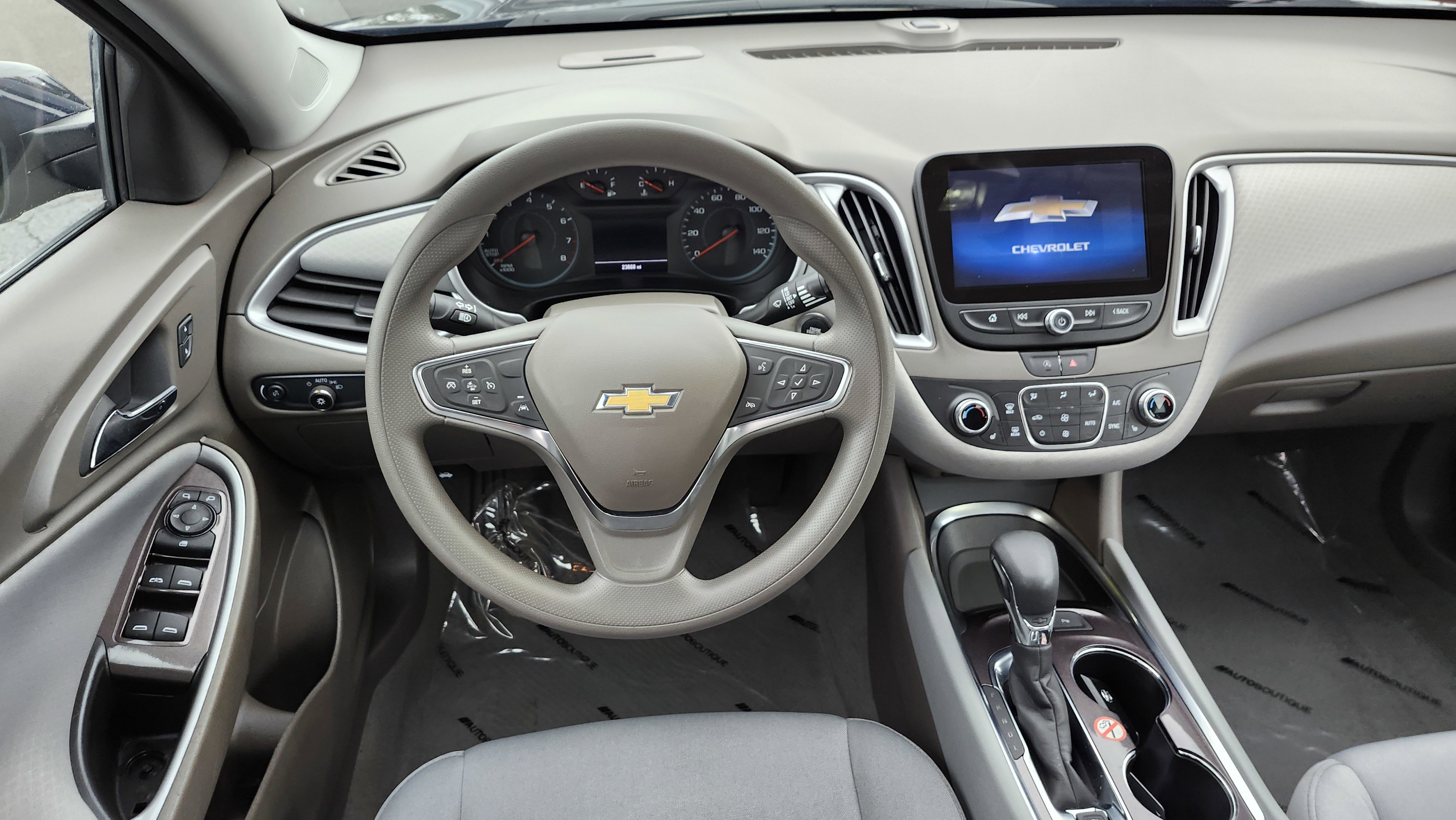 Used 2025 Chevrolet Malibu LT image 19
