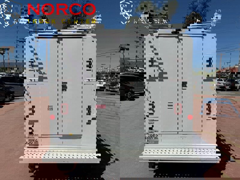 Used 2019 Ford Transit 350 138 w/ Interior Upgrade Package image 8