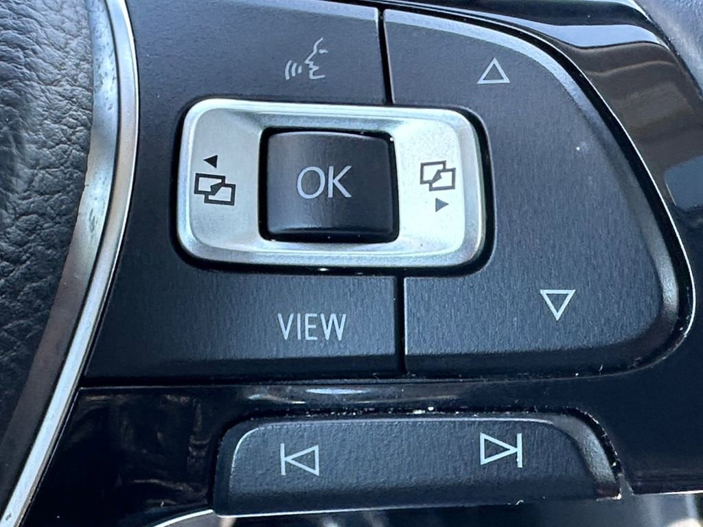 Used 2019 Volkswagen Jetta SEL Premium image 21