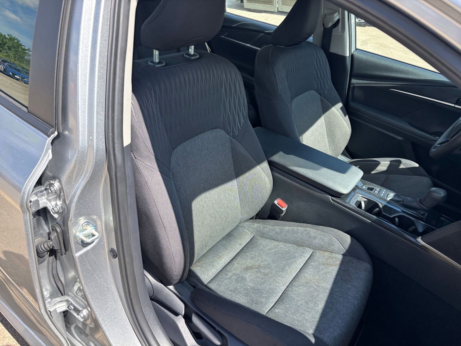 Used 2025 Toyota Camry LE image 35