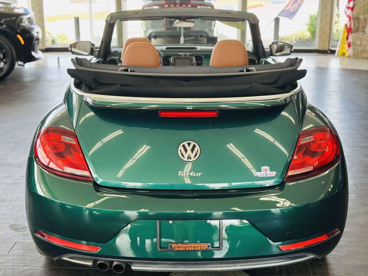 Used 2017 Volkswagen Beetle 1.8T SEL FWD image 8