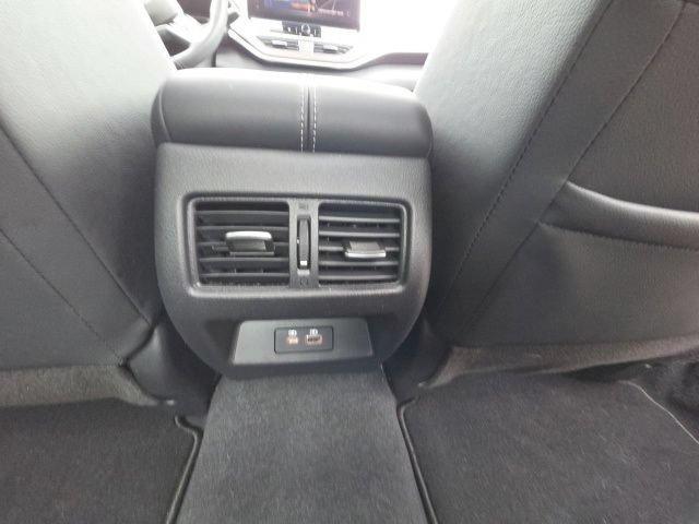 Used 2025 Nissan Altima 2.5 SL FWD image 29