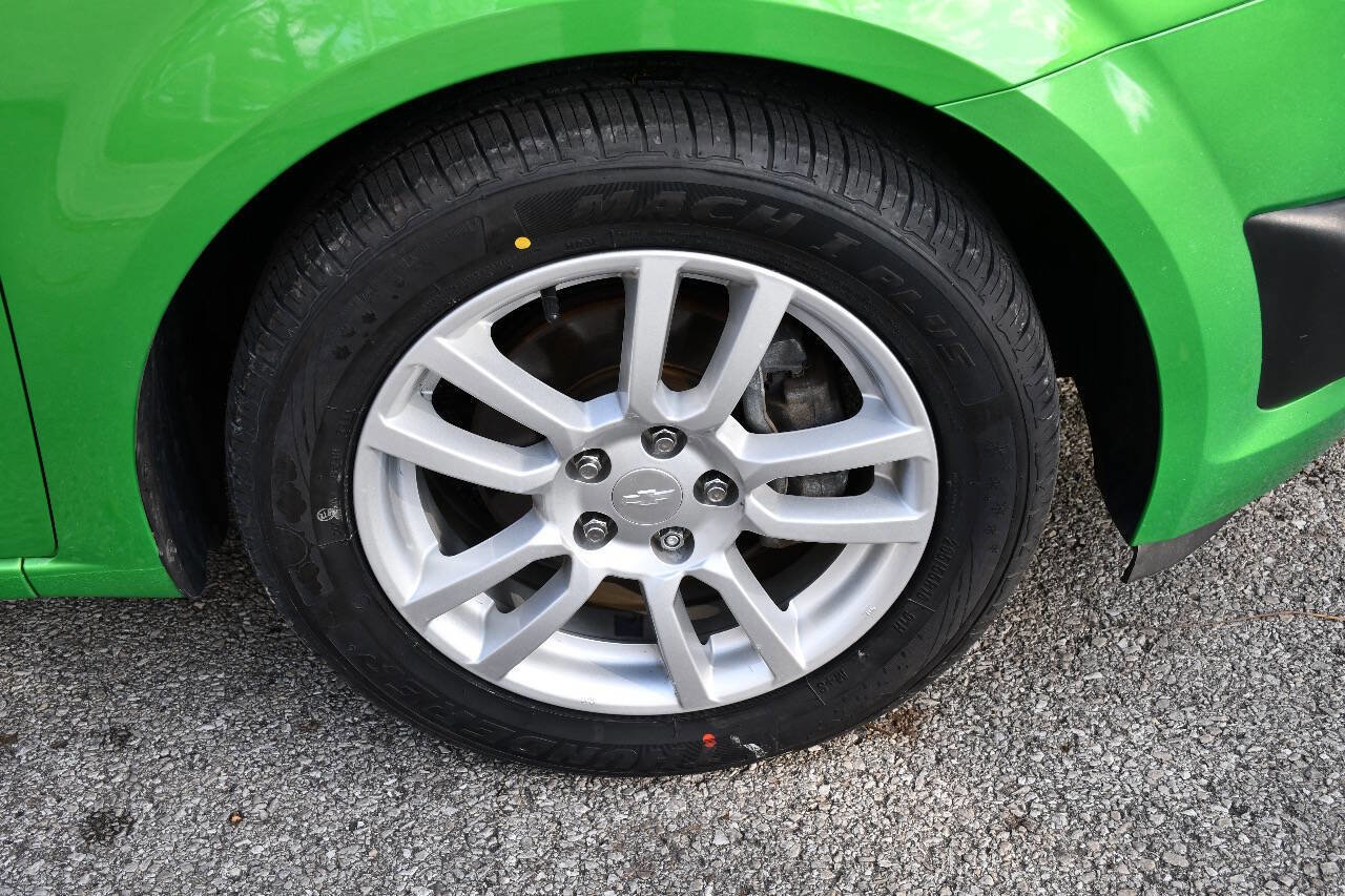 Used 2014 Chevrolet Sonic LT w/ LT Spring Promotional Package image 37