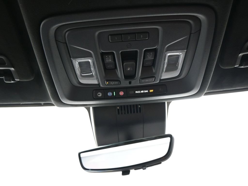 New 2026 GMC Sierra 3500 Denali Ultimate image 17