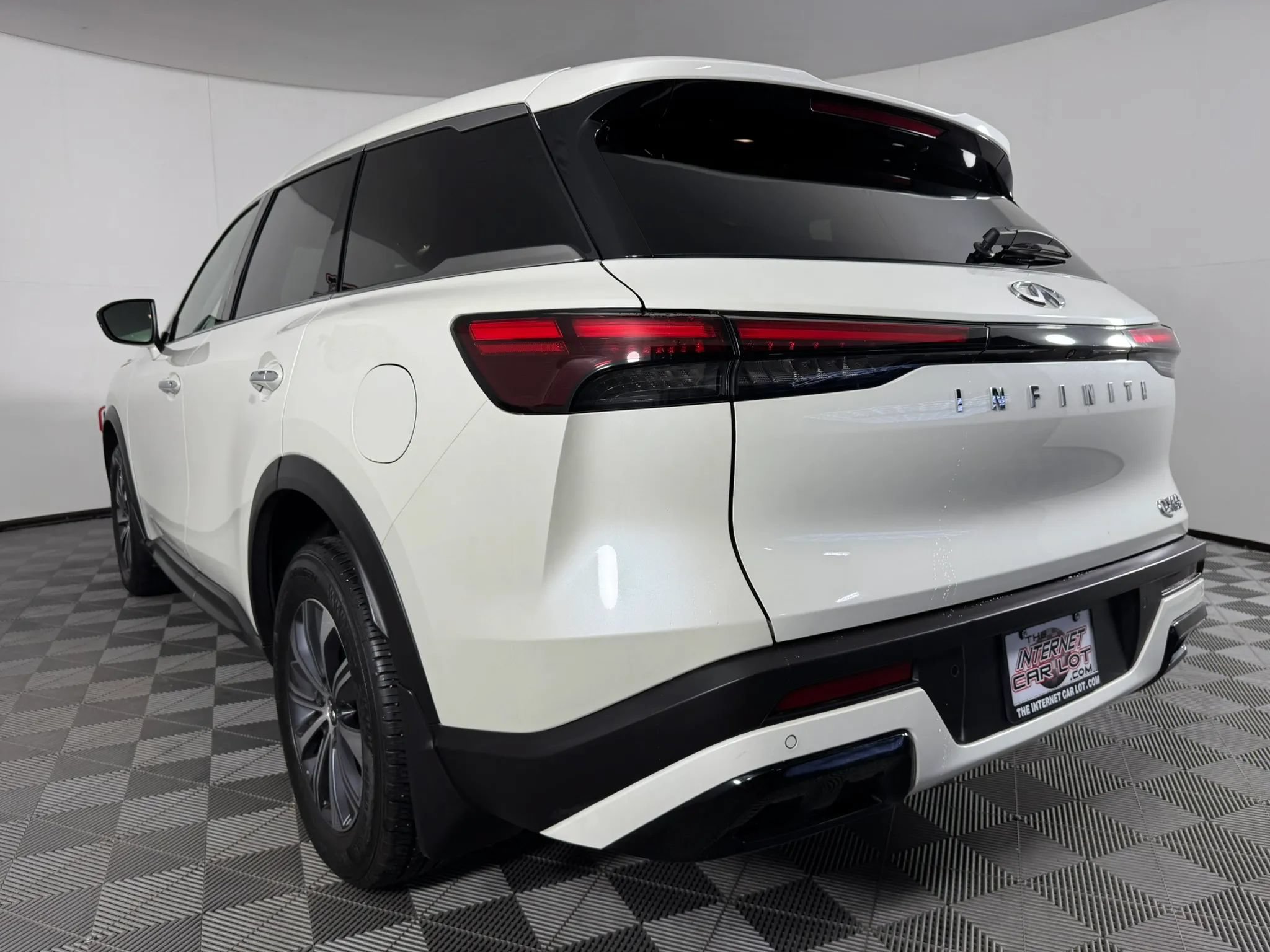 Used 2024 INFINITI QX60 Luxe AWD/4WD image 28